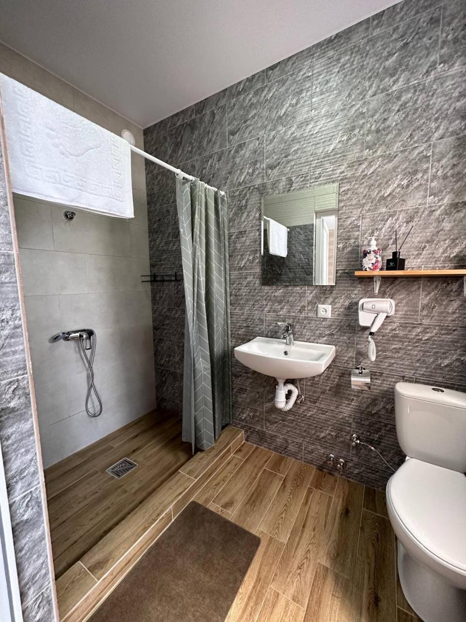 فندق Modern House سولوتفينو المظهر الخارجي الصورة